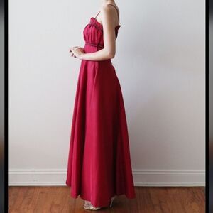 MODER MAIDS MARY BRIDALS COLLECTION REMOVABLE ADJUSTABLE STRAP DRESS